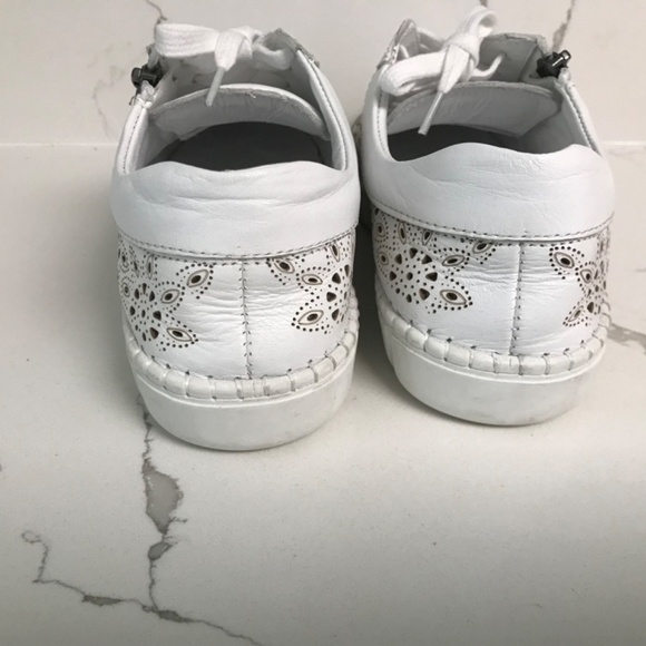 Roamers Austin Sneakers Women’s Euro 36 / US 6 White - Picture 10 of 11